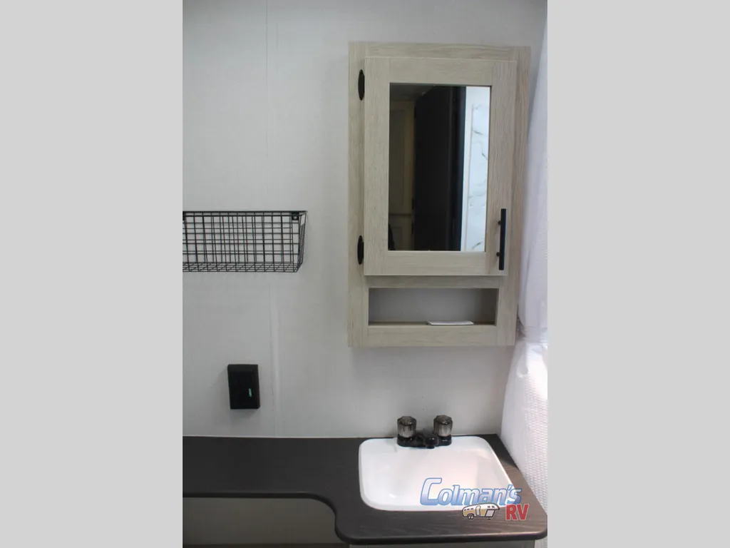 2026 Shasta RVs i-5 Edition 530BQB, Photos photo 26