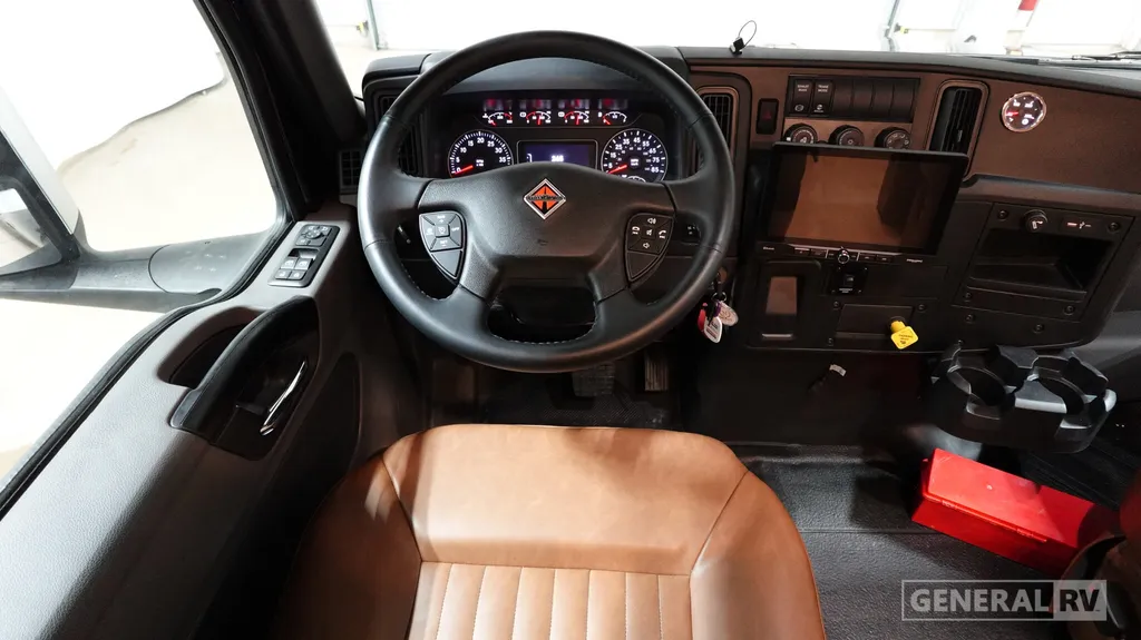 2027 NeXus RV Ghost 33DS, Photos photo 9