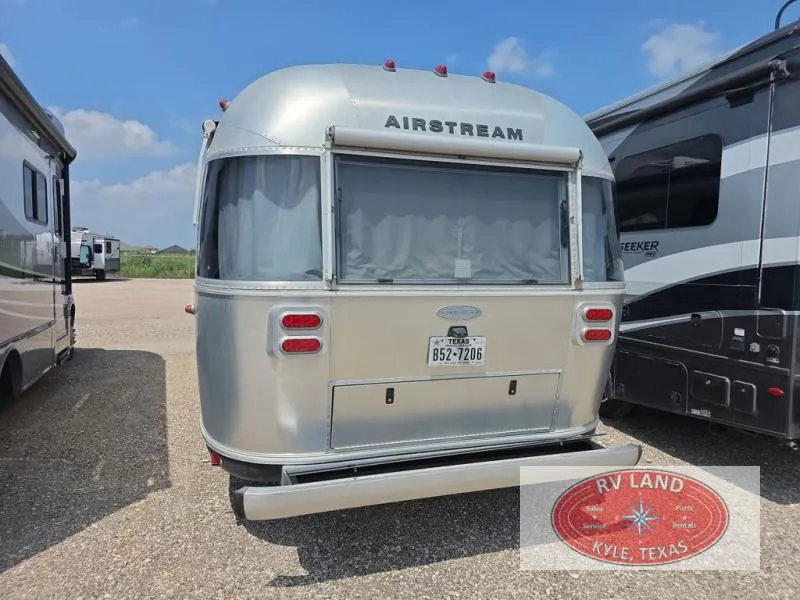 2017 Airstream Flying Cloud 25 - Photo 4