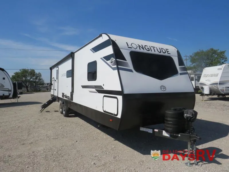 2026 East to West, INC. Longitude 319BH - Photo 2
