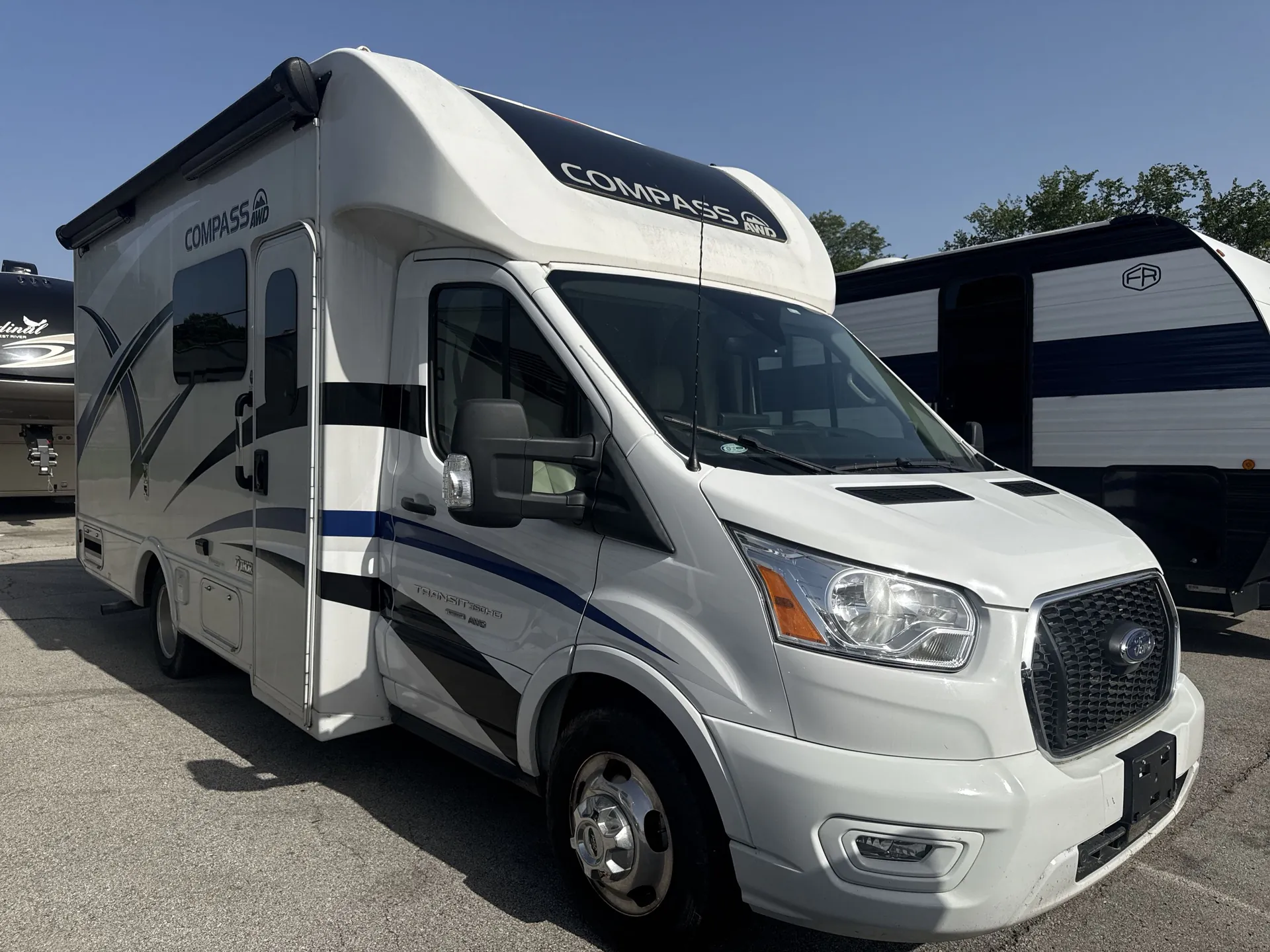 2023 Thor Motor Coach Compass 23TW - Photo 2