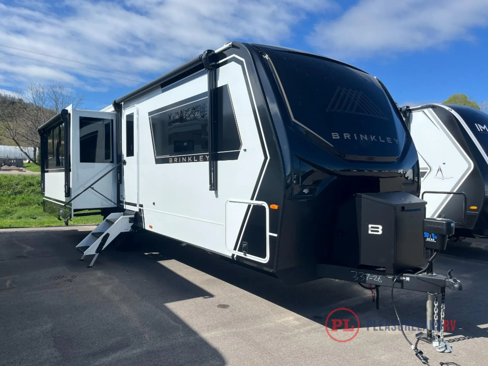 2026 Brinkley Model Z Air 297