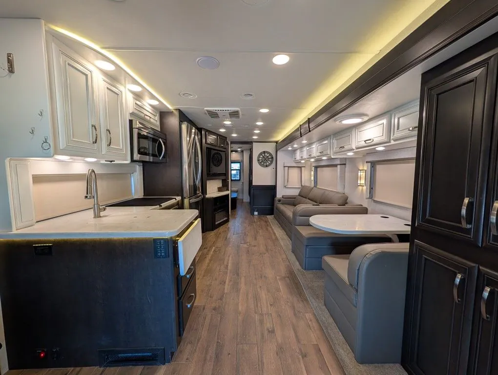 2023 Entegra Coach Accolade 37K, Photos photo 11