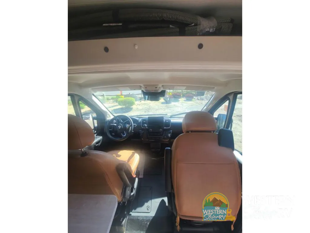 2025 Winnebago Travato 59G, Photos photo 11