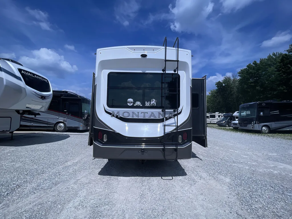 2022 Keystone Montana 3813MS, Photos photo 5