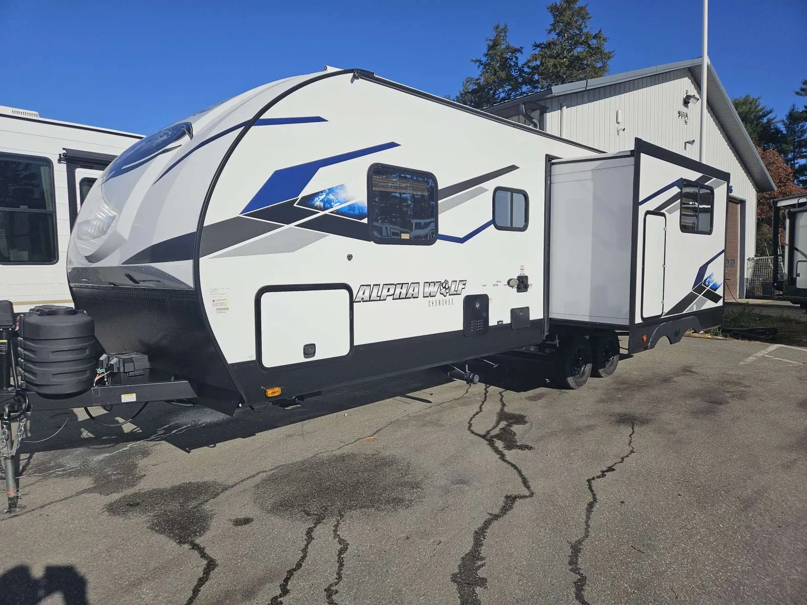 2024 Forest River Cherokee Alpha Wolf 2500RL - Photo 4