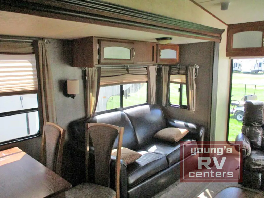 2016 Forest River Salem Villa 353FLFB, Photos photo 5