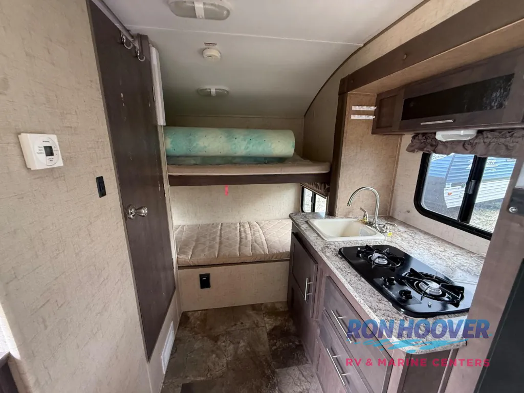 2015 Forest River R-Pod 182G, Photos photo 6