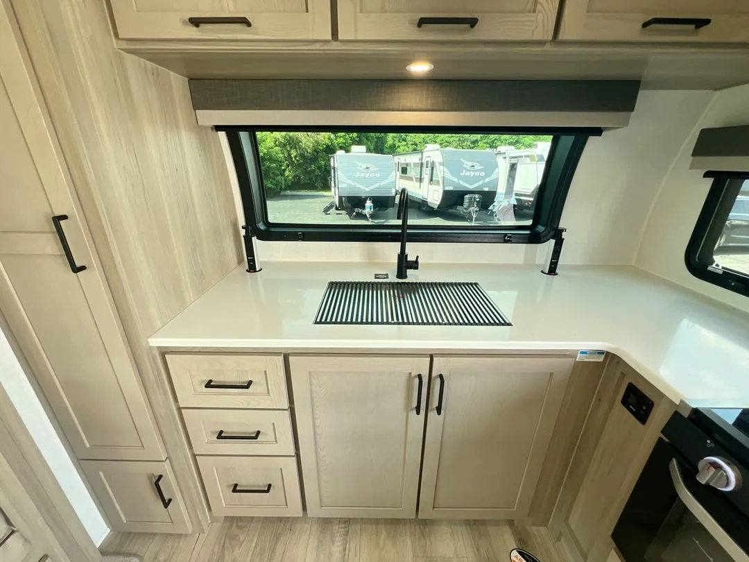 2026 Forest River Rockwood Mini Lite 2506FK — Photo 7