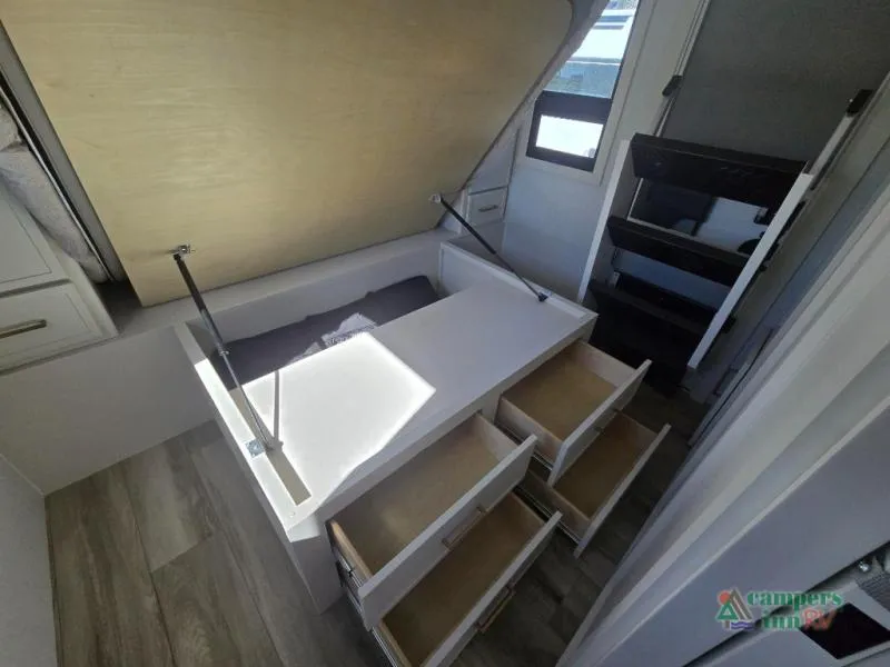 2027 Brinkley Model Ix 24X - Photo 3