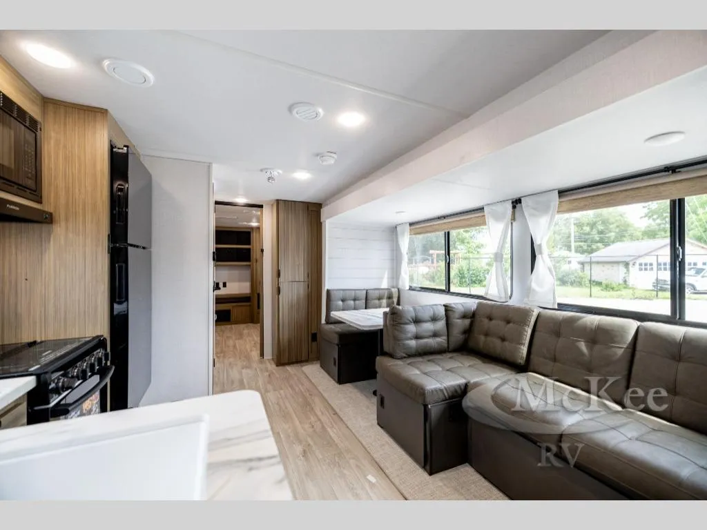 2027 Forest River Salem 31KQBTS - Photo 4