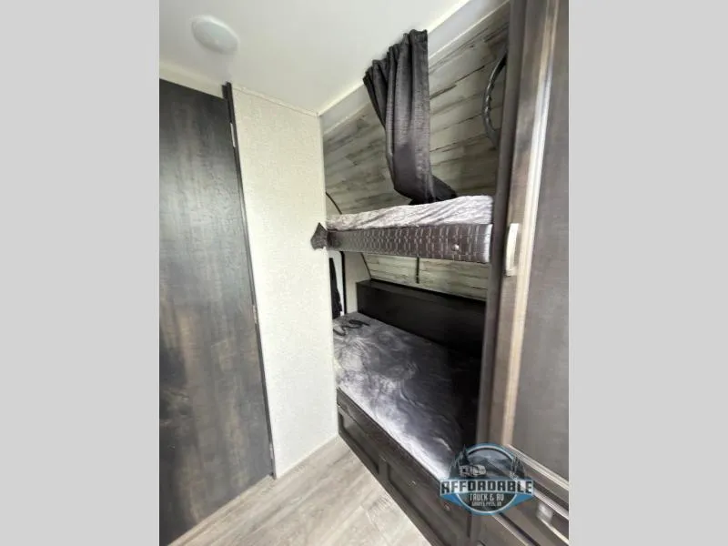 2021 Jayco Jay Feather X213 - Photo 4