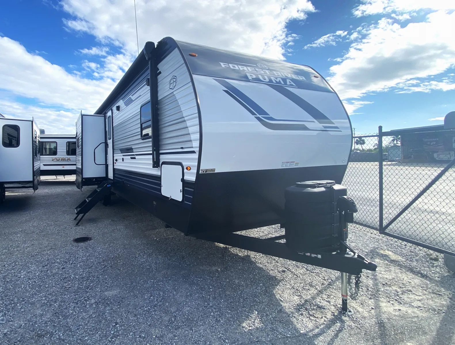 2019 Forest River Cherokee Grey Wolf 29TE - Photo 3