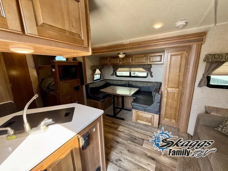 2017 Forest River Flagstaff Micro Lite 25BHS - Photo 3