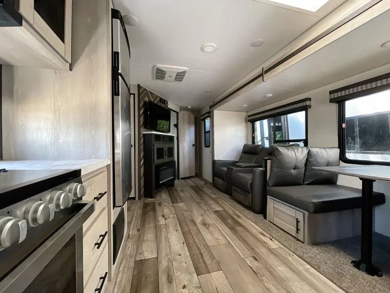 2021 KZ Connect C272FK - Photo 4