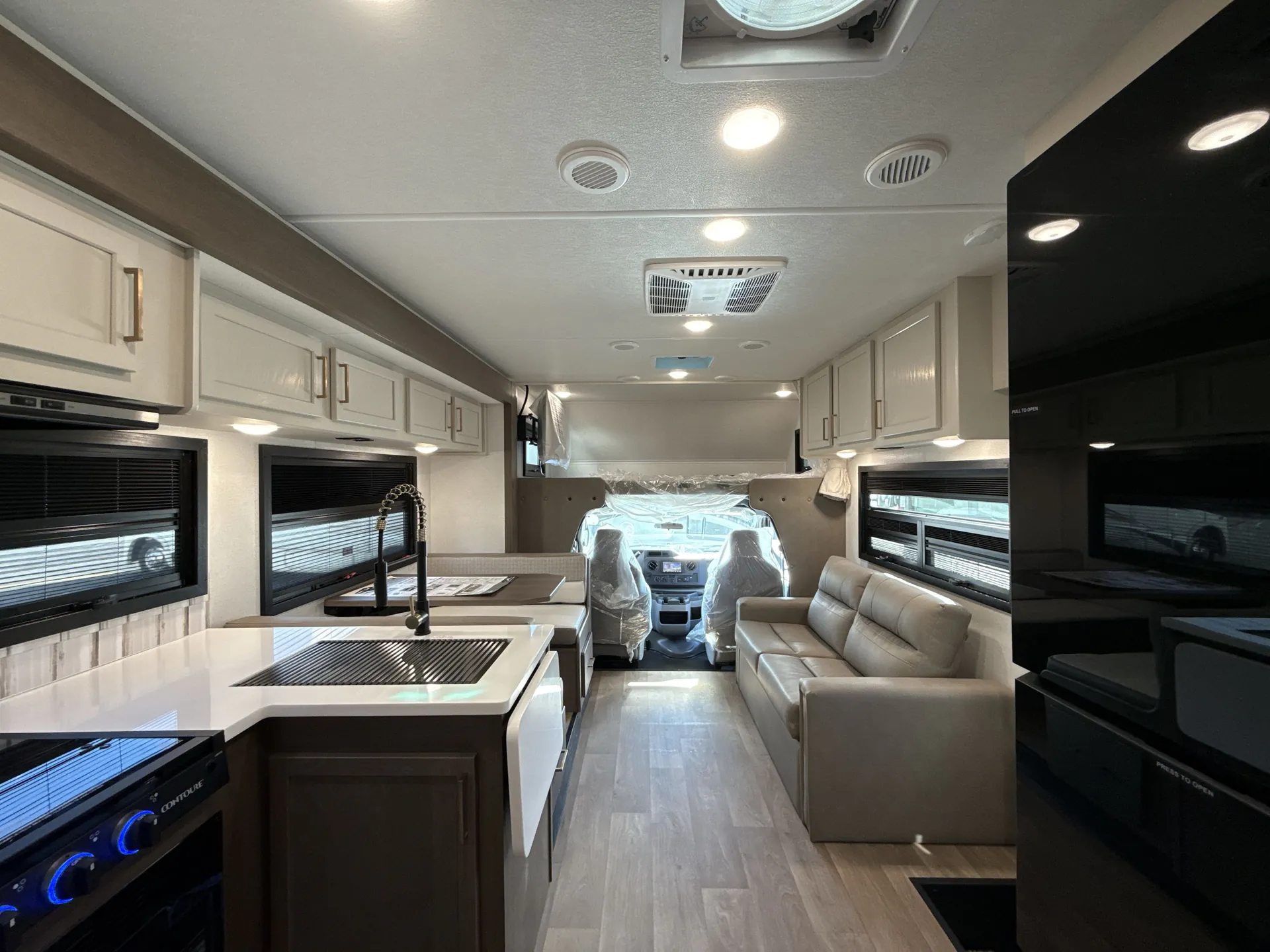 2026 East to West College Avenue 3101FB — living area main
