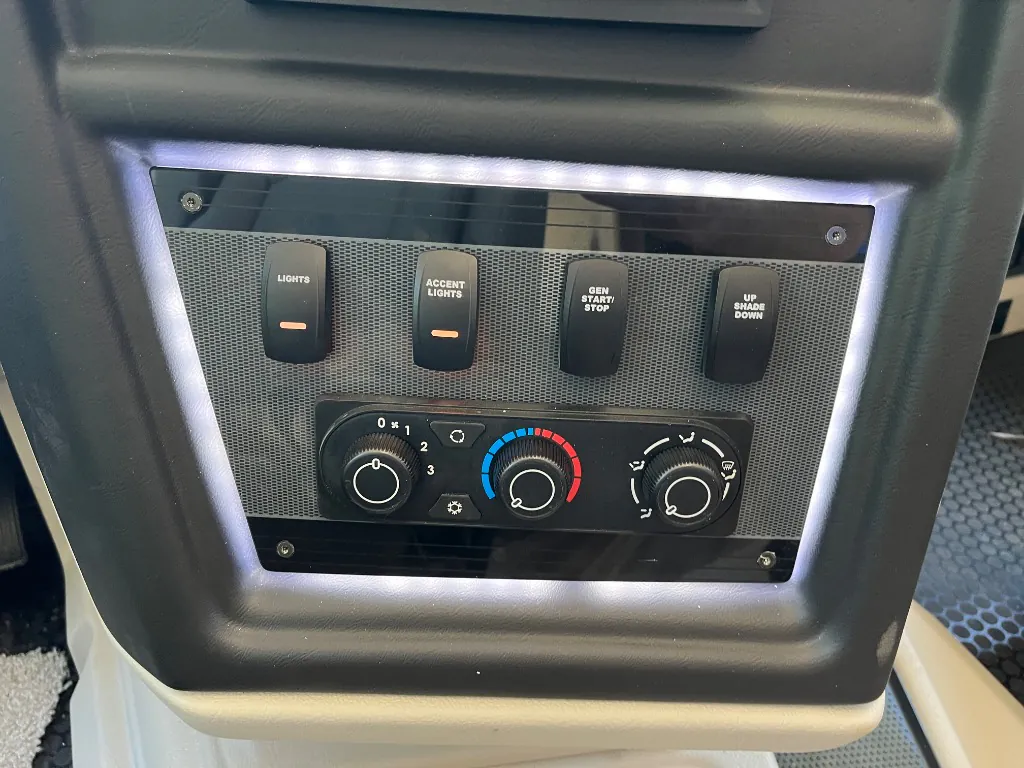 2026 Entegra Coach Vision XL 36C, Photos photo 10