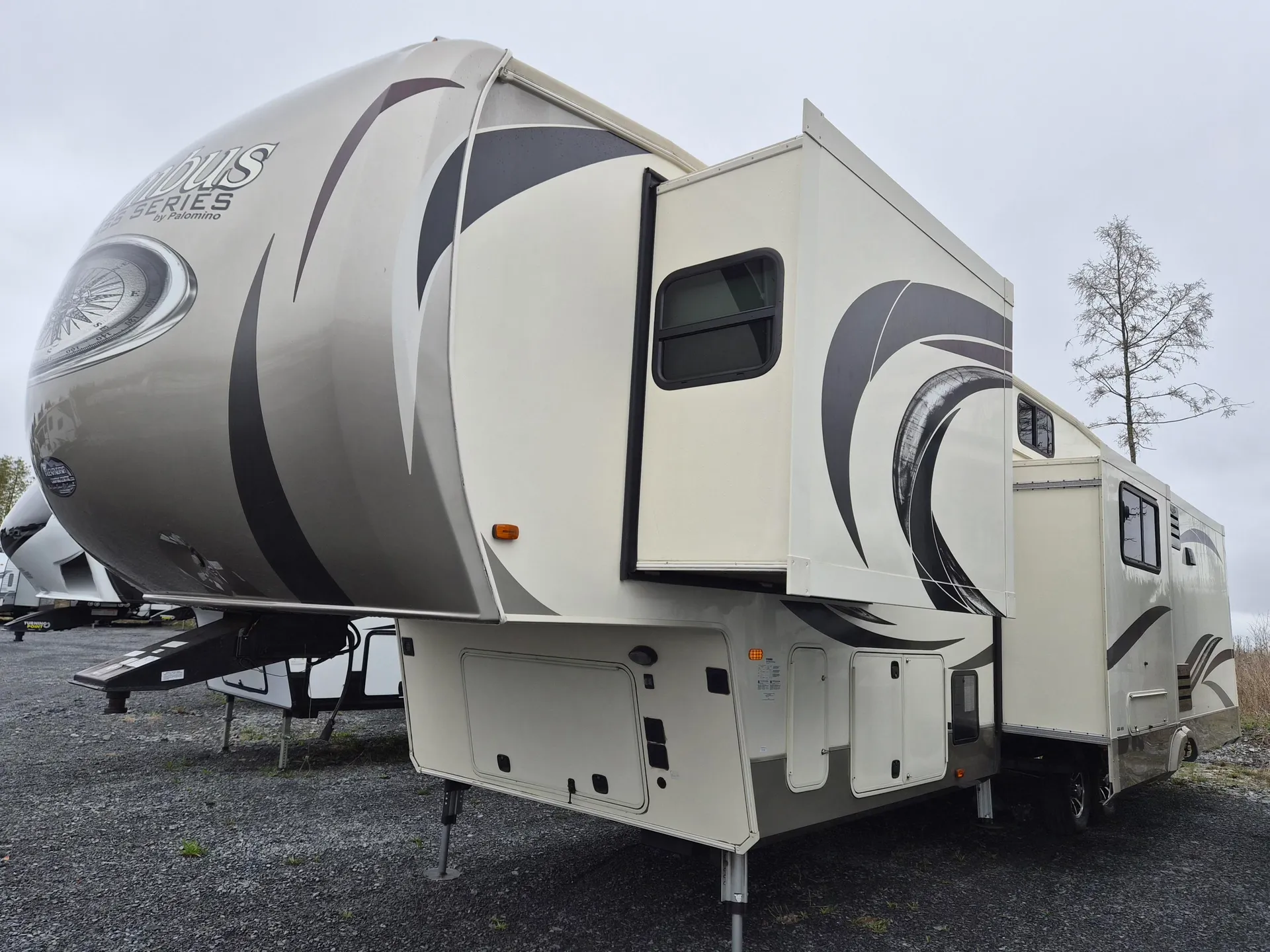2017 Palomino Columbus Compass 377MBC - Photo 4