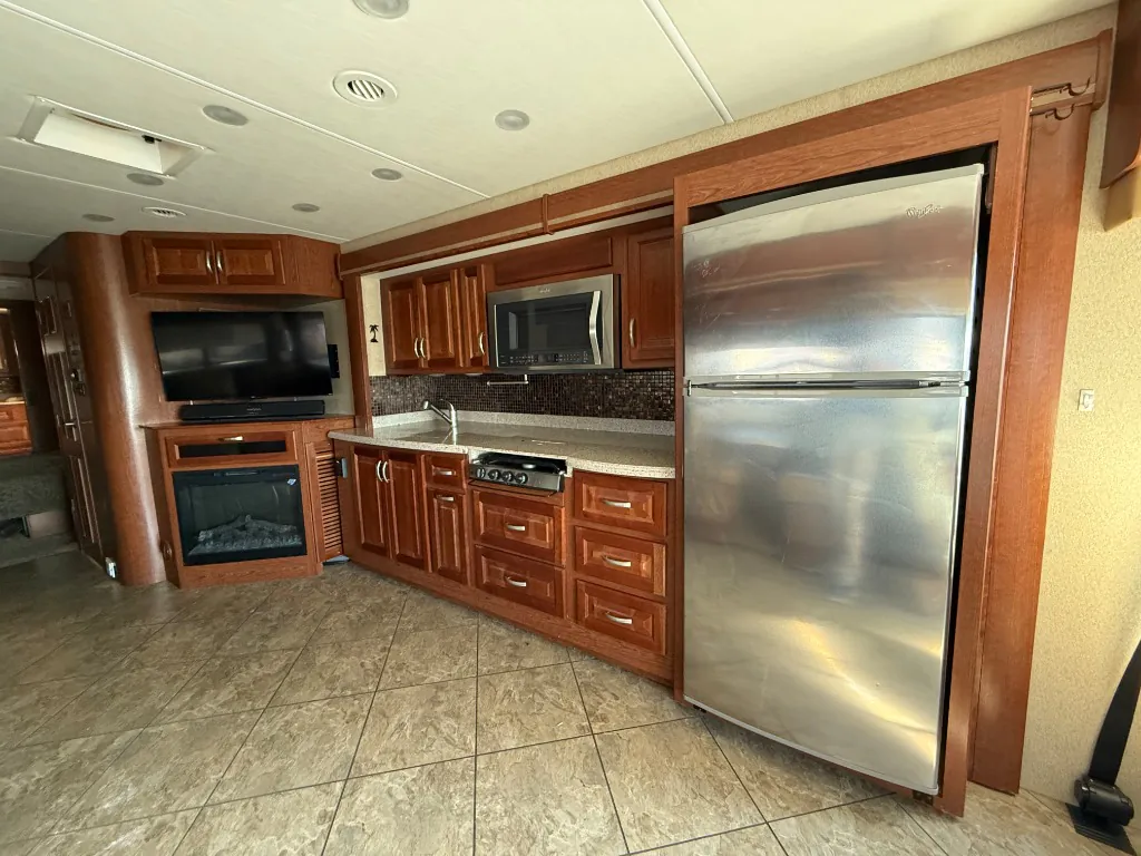 2015 Forest River RV Berkshire 38A, Photos photo 13