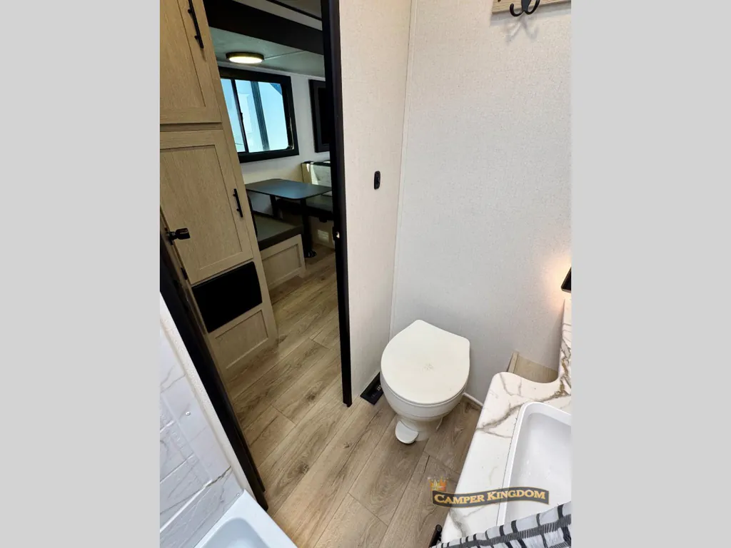 2026 Shasta RVs i-5 Edition 532BEDS, Photos photo 26