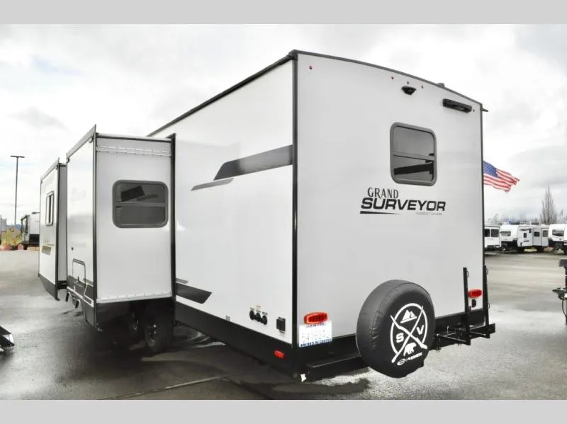 2026 Forest River Grand Surveyor 268FKBS - Photo 4