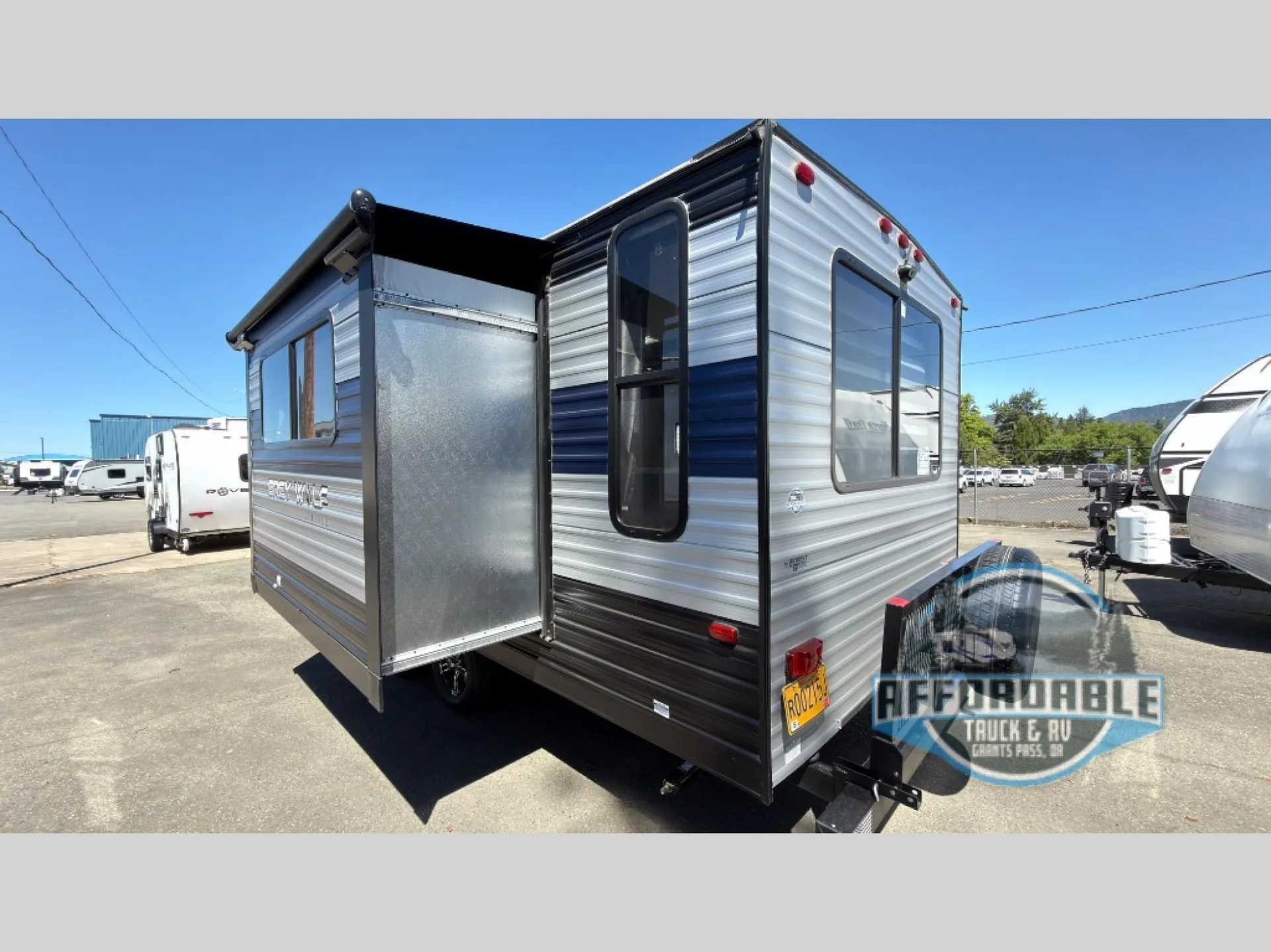 2022 Forest River Cherokee Grey Wolf 23MK - Photo 4