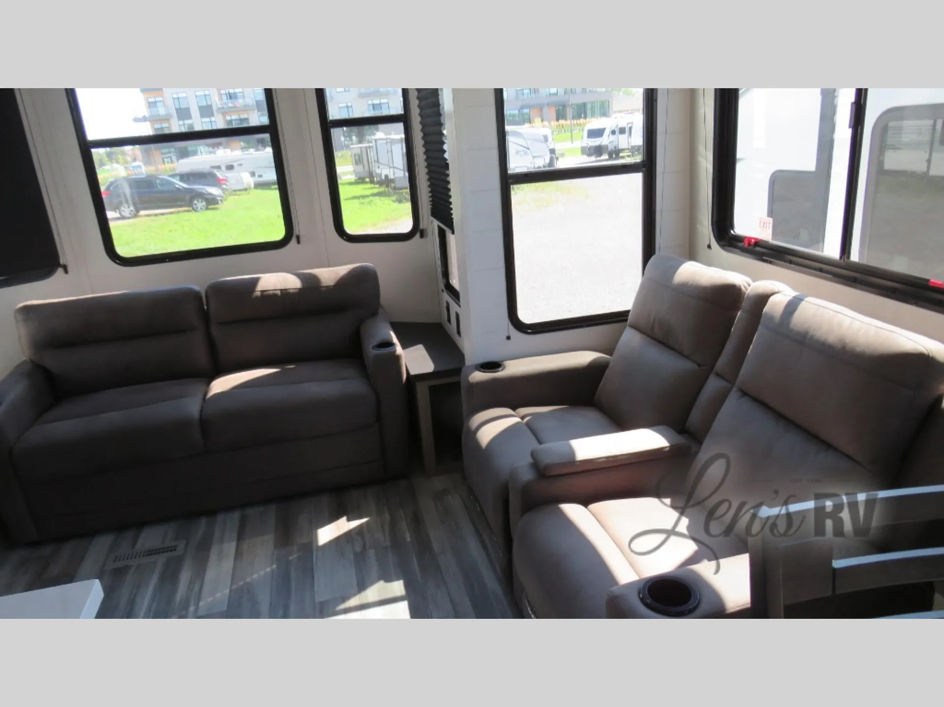 2026 Jayco Jay Flight Bungalow 401FLTS - Photo 4
