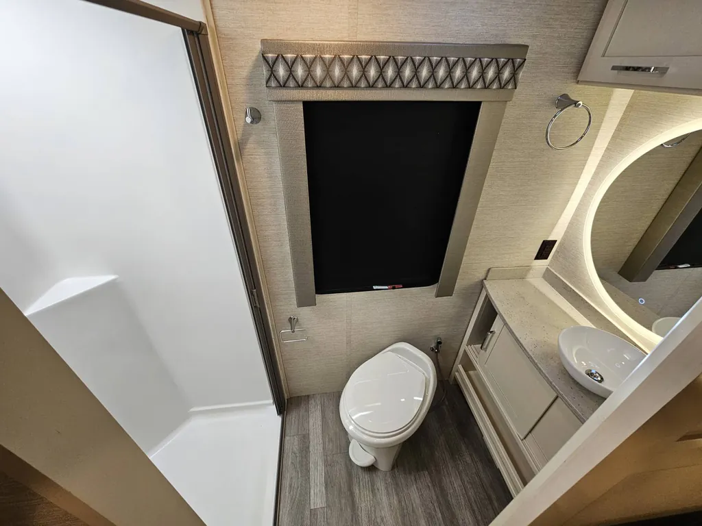 2023 Tiffin Wayfarer 25 JW, Photos photo 15