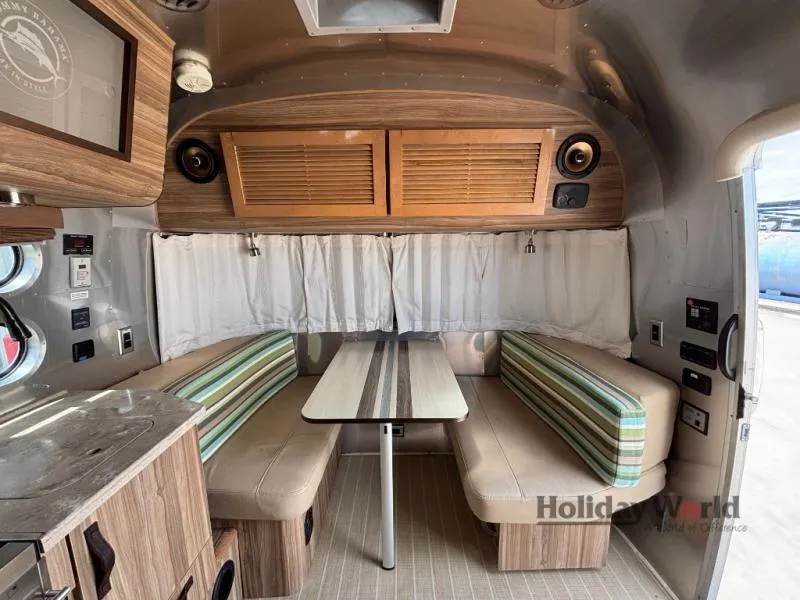 2018 Airstream Tommy Bahama 19CB - Photo 3