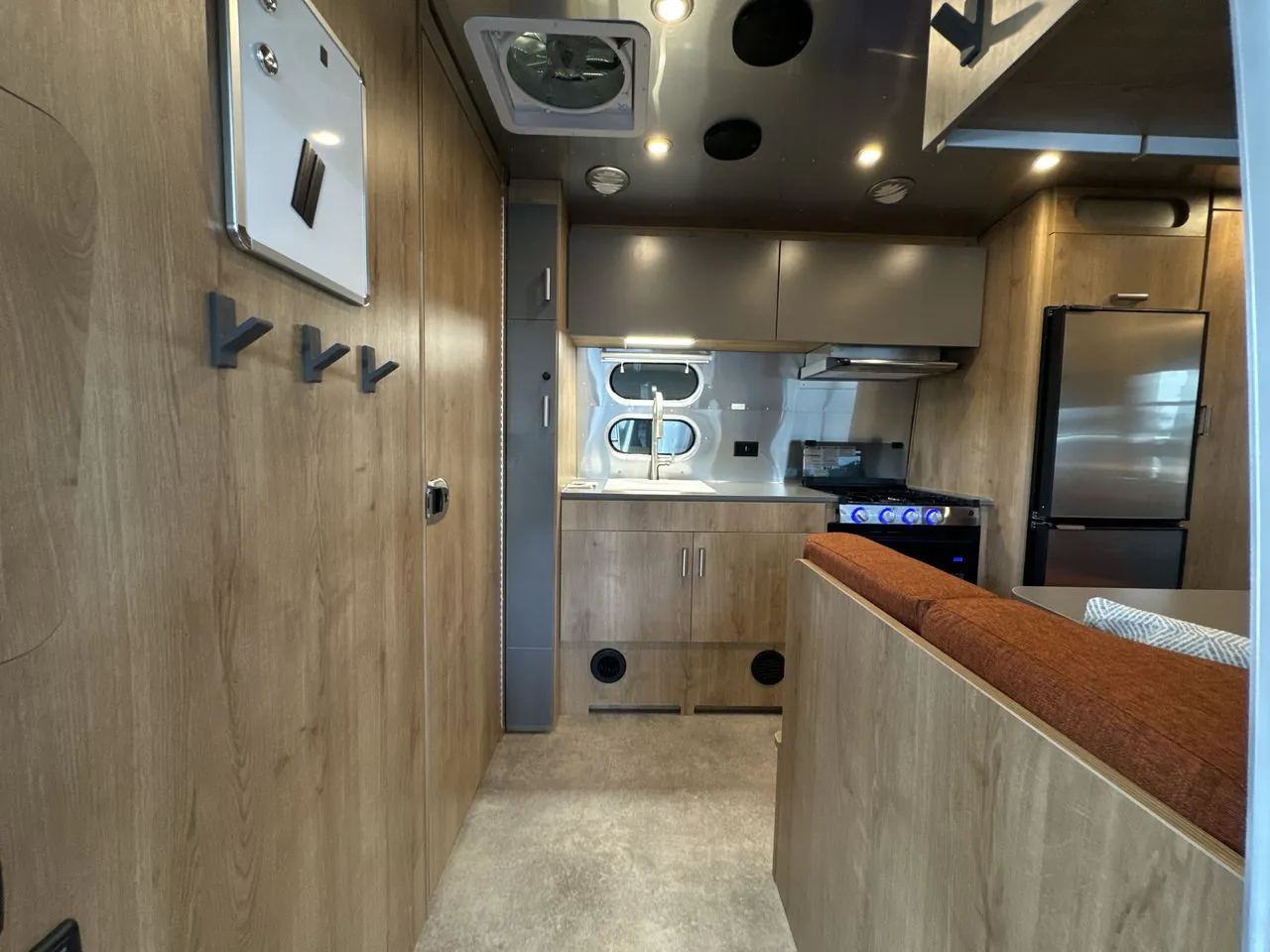 2026 Airstream Trade Wind 23FB - Photo 2