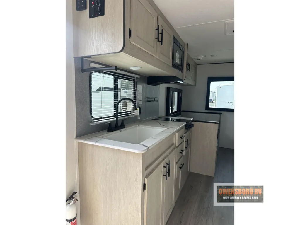 2026 Shasta RVs i-5 Edition 521CK, Photos photo 13