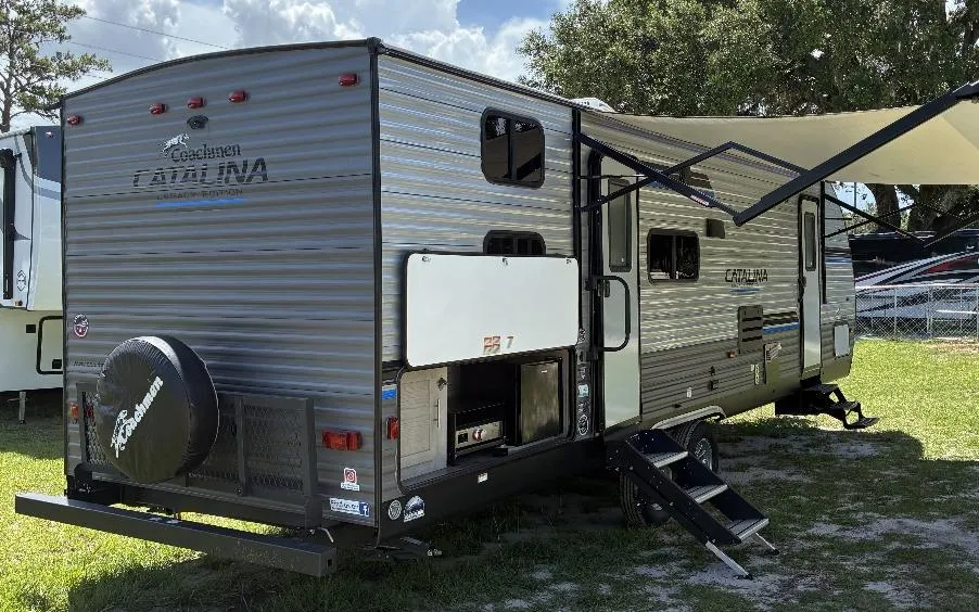 2023 Coachmen Catalina Legacy Edition 263BHSCK - Photo 4