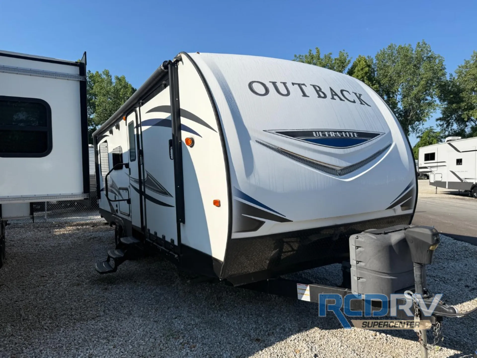 2018 Keystone Outback Ultra-Lite 240URS - Photo 2