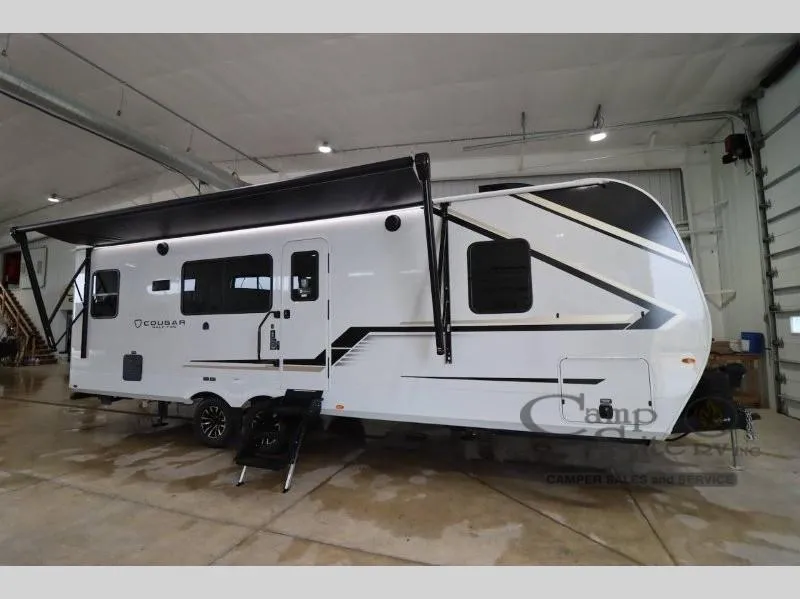2027 Keystone RV Cougar Half-Ton 26LBW - Photo 2