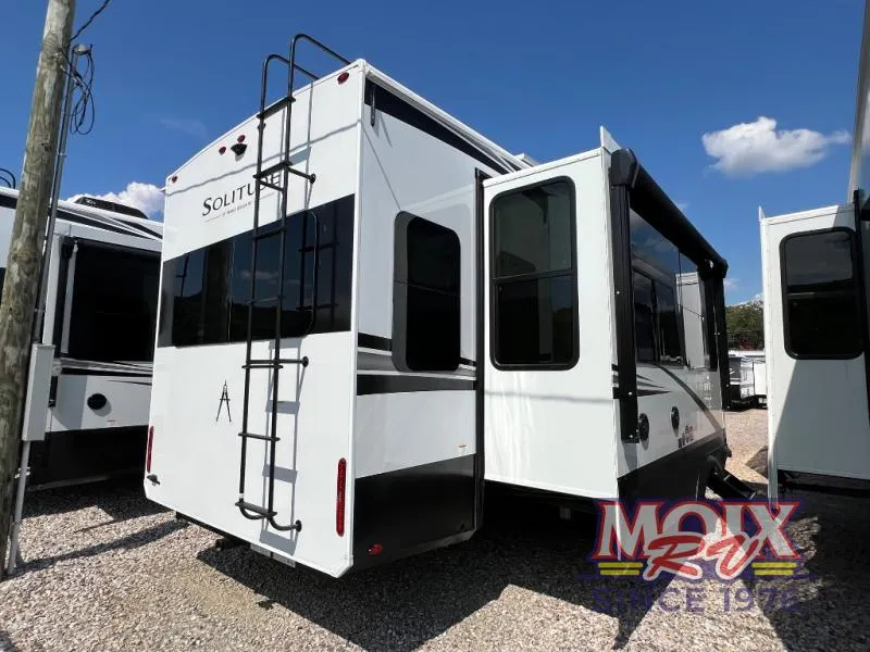 2026 Grand Design Solitude 370DV - Photo 4