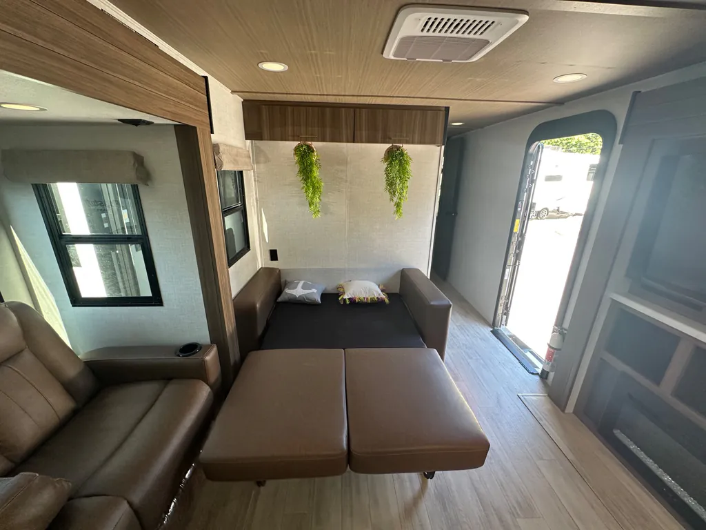 2026 Forest River Vibe 3400XL, Photos photo 27