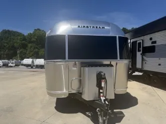 2026 Airstream Flying Cloud 25FB - Photo 3