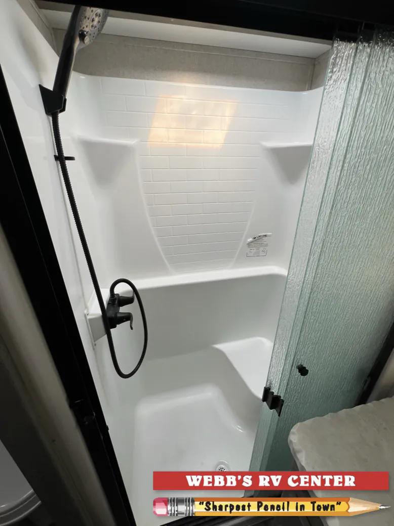 2021 Keystone Raptor 423, Photos photo 23