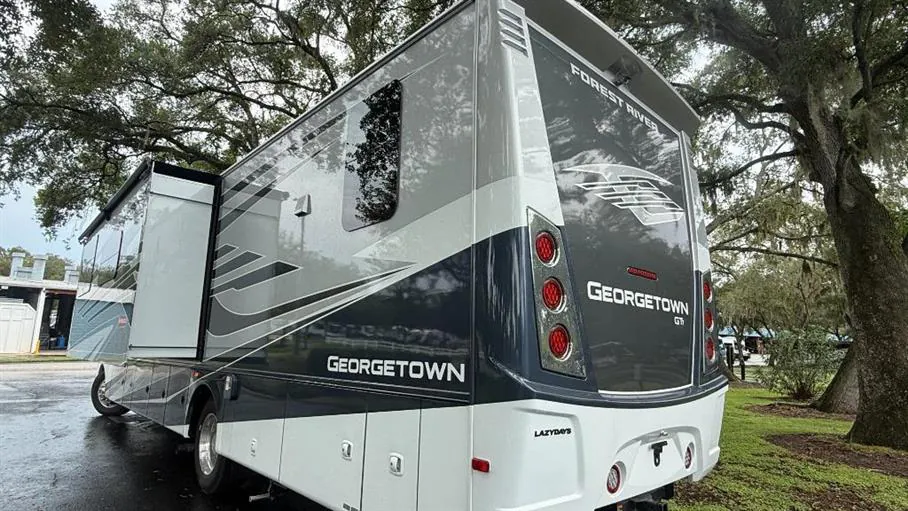 2027 Forest River Georgetown 7 Series GT7 36D7 — Photo 5