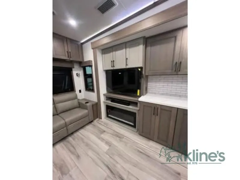 2026 KZ Durango Gold 384MSQ - Photo 4