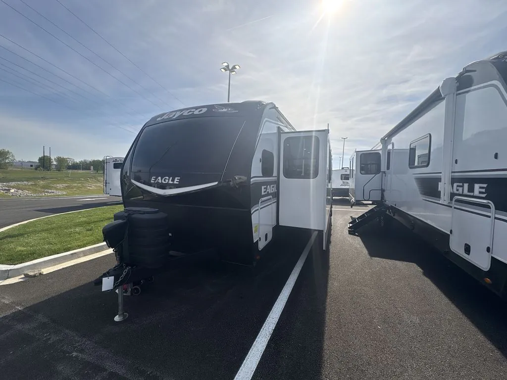 2025 Jayco Eagle HT 274FKDS - Photo 2