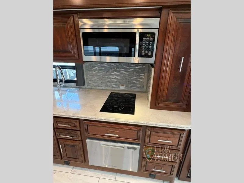 2022 Forest River Berkshire XL 40C - Photo 3