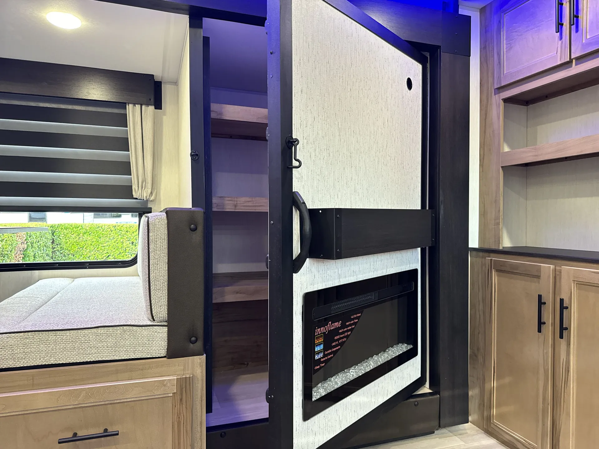 2025 Forest River Cherokee Grey Wolf 26SS — extra image