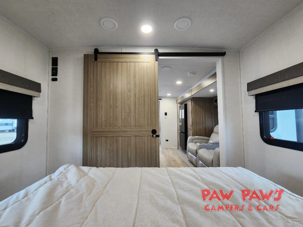 2027 Forest River Rockwood Mini Lite 2525RB, Photos photo 17