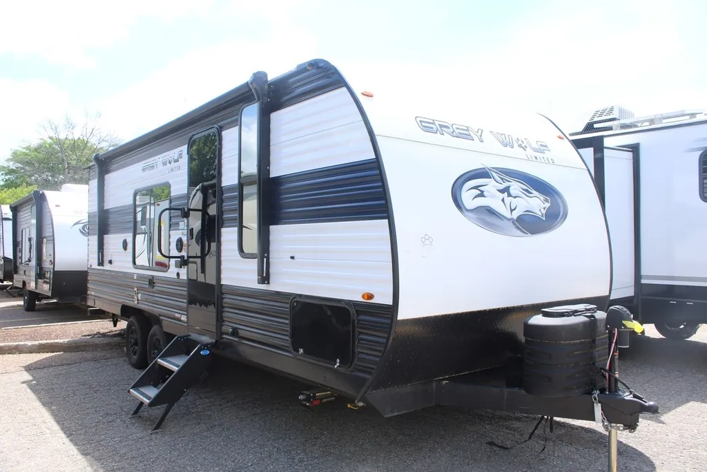 2024 Forest River Cherokee Grey Wolf Black Label 22CEBL - Photo 4