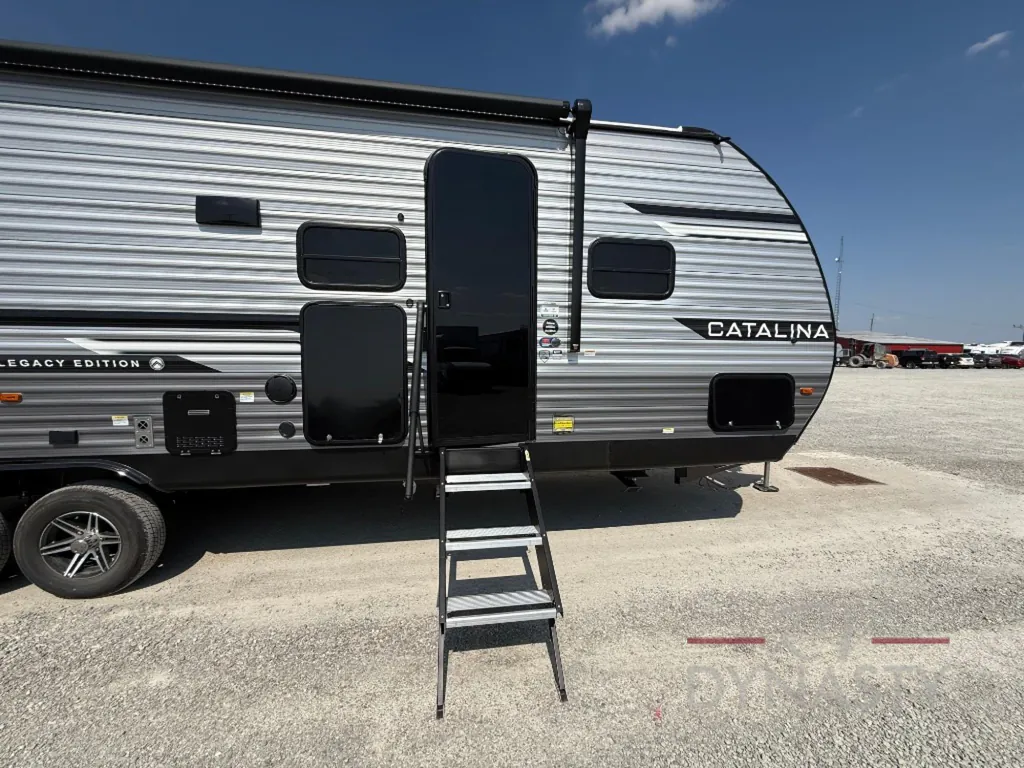 2026 Coachmen Catalina Legacy Edition 273DBHCK, Photos photo 21