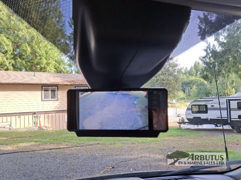2017 Winnebago Fuse 23T - Photo 3