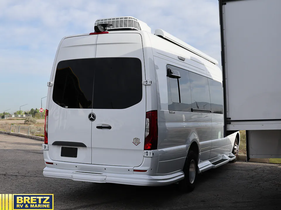 2025 OGV Luxury Coach V-RV 5RL - Photo 4