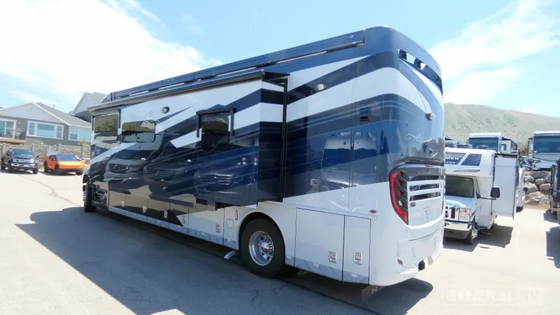 2026 Newmar Super Star 3731 - Photo 4