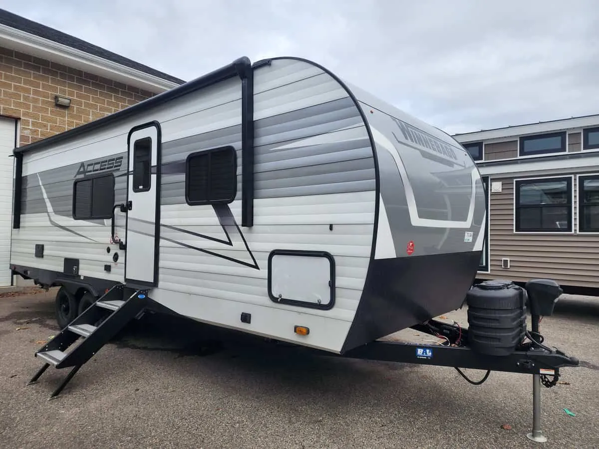 2025 Winnebago Access 25ML - Photo 2